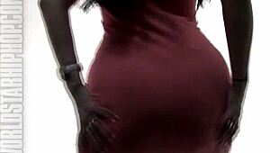 Latina Model Shows Off Her Thick Nude Body