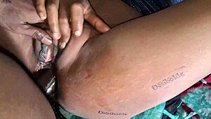 Desitopten Bhabhi Ki Desi Wife dobija žestoko analno jebanje u webseriji