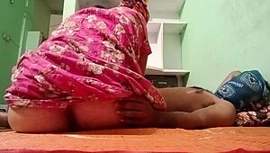 Aunty Hardcore Fucking in Homemade Outdoor Public Session with Intense Action.