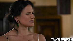 MILF LGBTQ активистка я чукат здраво транслесбийки