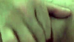 Athletic Sarada Squirts While Using Masturbator