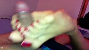 masturbación de pies en estilo conversacional neutral