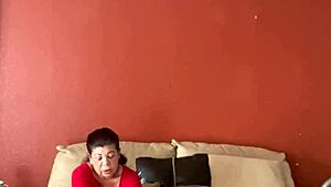 Enjoying a pussy massage with masturbation 😍