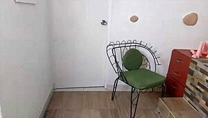 Dana Barzagli y Luna en espiando un compañero del cuarto pt2