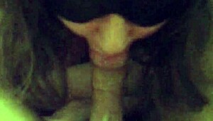 My girlfriend gives me a blindfold blowjob, feels so good