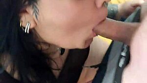 Introducing myself as Giselove in casual chat