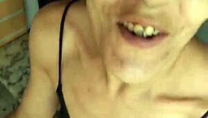 Is This Blowjob As Delicious As It Looks?