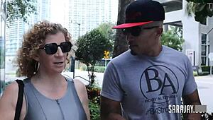 Сочна милф Сара Джей я ебят жестоко в догги от Кинг Ноар