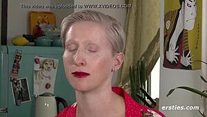 blonde amateur gets soaked playing with her favorite dildos.