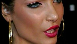 What A Stunning Webcam Beauty Ready For Some Teasing And Fun!