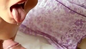 yo, check this hot española giving epic head!