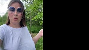 ooops, are those boobs flashing in the park?