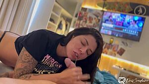 Married slut fucks lover who sucks pussy