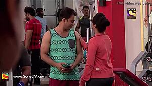 Beautiful reema vohra performs a special gym show!