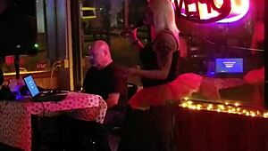 hey, this tranny party with blondes is wild 😈