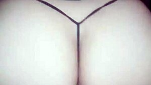 hey i'm a little slut lookin for good cocks to fuck me hard leave your comment 😈🍆