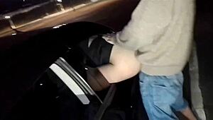 esposa shows her bunda in public for strangers to take. outdoor doggystyle gets wild and raw.