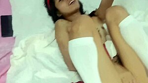 I crave my purple dildo right after school for shaking orgasms.