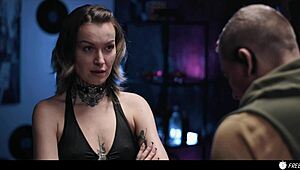 Hej, zamrazil tento alien Tabithu Poison pre nonstop anal?