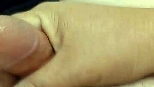 some daring amateur gets off in a public bathroom stall