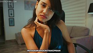 The webcam life - reality show - andrea garcia y cristian cipriani.