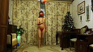 Ballady tanzt heiß in roter Wäsche heute Nacht