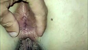 Le folle el culo bien duro a la mujer de mi amigo aficionados