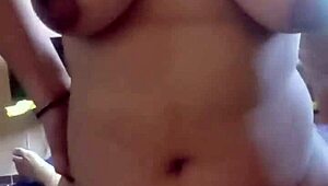 एक्स गर्लफ्रेंड से रीयूनियन नंगे पैर कपल चुदाई