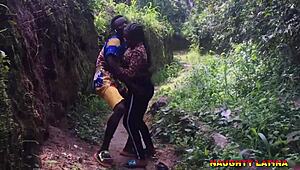 črna velika pička trdo jebana v misijonarju na vasi