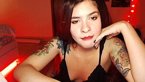 Sensual teen 18+ rubbing her pussy firmly just for you live from dominica