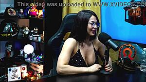 Isa Traveler Telanjang di Studio dan Minta Ruan Pegang Bokongnya, Wah Asyik - Podcast Popum di Gubuk