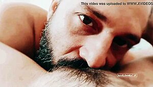 man, i love sucking my girlfriend’s pussy early morning, getting all messy