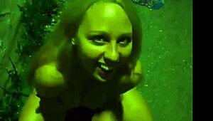 is this stunning gf giving blowjob in the street at night