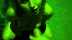 is this stunning gf giving blowjob in the street at night