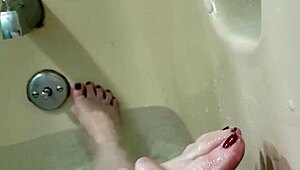 Wash Those Pretty Feet!