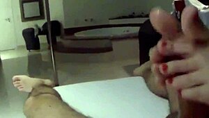 Lisa's Footjob Part 2 Drives Me Wild