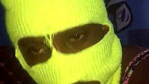 Watch me suck my boyfriend's wet candy in this casual video