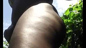 I saw this curvy African lady showing her naked body in public