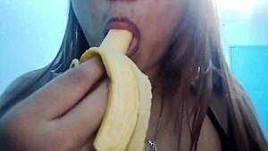 seductive banana play with chubby filipina sucking.