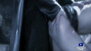 Wow, Lavandra May and Elke, blonde and brunette, sharing one hard dick! 😍