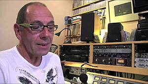 Johnny Rockard TEACHES squirting and kink!