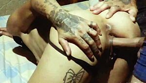 Hey, amor, come eat me out real good tonight, yeah?