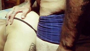 Hey, amor, come eat me out real good tonight, yeah?