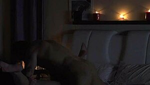 Christina Carter私人性爱带露大奶变态玩法