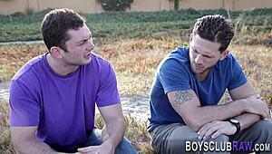 ชายเกย์แค่ลองเลียหีแบบสบายๆ ก่อนจะเย็ดหนัก