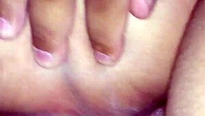 Wow, Sexy Amateur Orgasms Loudly!!