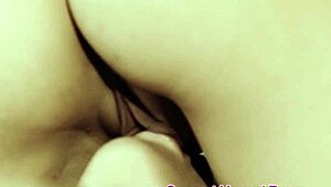 Blonde Elsa Jean licks pussy before intense face sitting action!