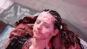 Hej, pogledaj ovaj kućni lažni bukkake 8 sa divljom akcijom