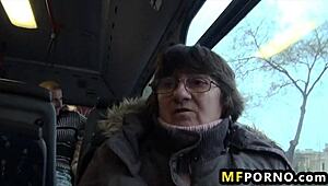 Fucking Hot Teen Bonnie Shaiww on Public Bus Ride