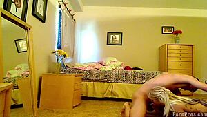 kiss with my gf and friend in wild ffm 3some